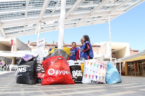 Imatge de la notícia: Sant Andreu promou una campanya de recollida de roba